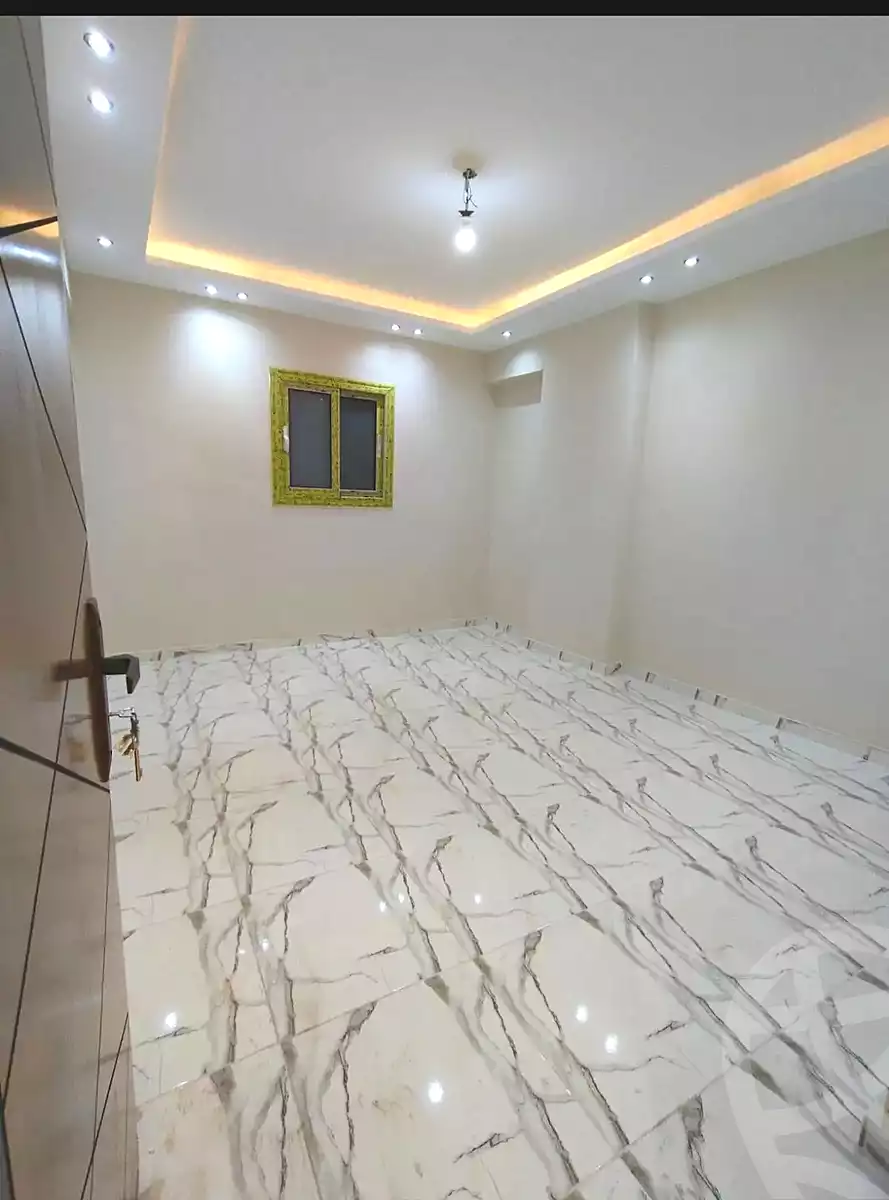 https://aqarmap.com.eg/ar/listing/6727536-for-sale-alexandria-sydy-bshr-sydy-bshr-bhry-shr-mhmd-njyb