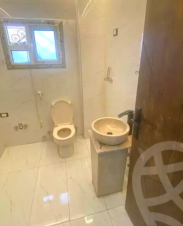 https://aqarmap.com.eg/en/listing/6727938-for-sale-cairo-6th-of-october-el-ahyaa-neighborhood-3rd-al-hay-al-thalith-st