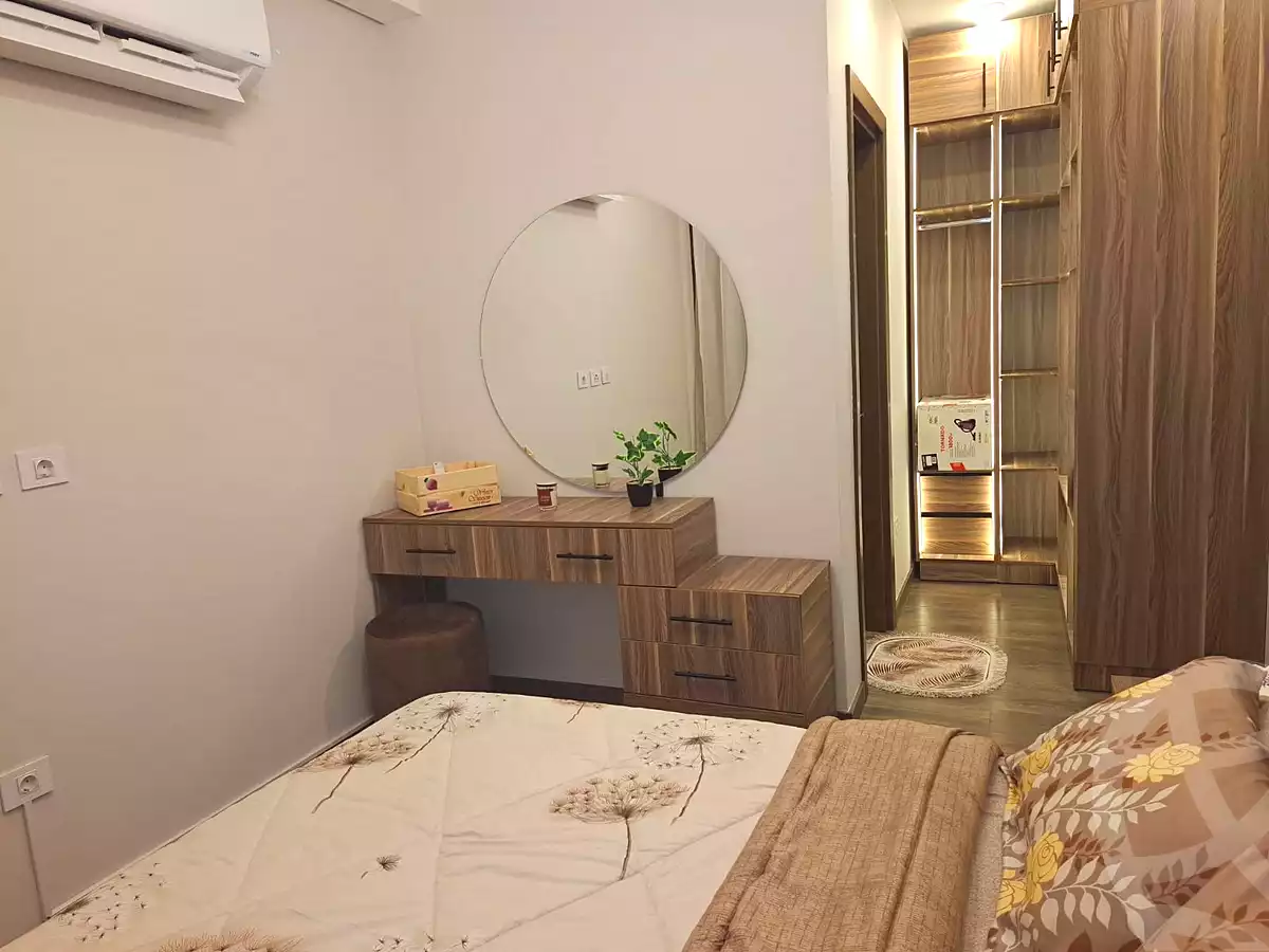 https://aqarmap.com.eg/ar/listing/6727947-for-rent-cairo-el-sheikh-zayed-city-compounds-zyd-wr-llttwyr-z-tower
