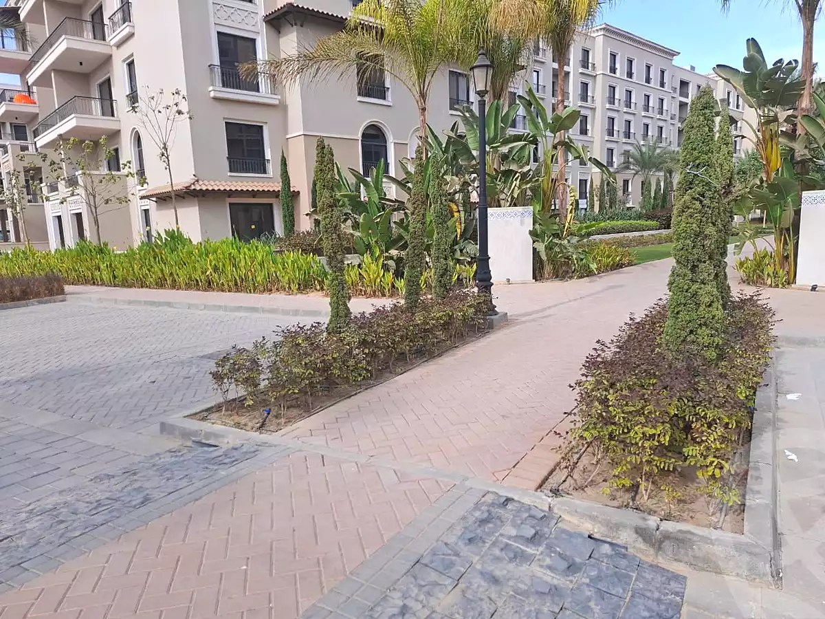 https://aqarmap.com.eg/ar/listing/6728916-for-rent-cairo-el-sheikh-zayed-city-compounds-kmbwnd-fyldj-wyst-dr-llttwyr