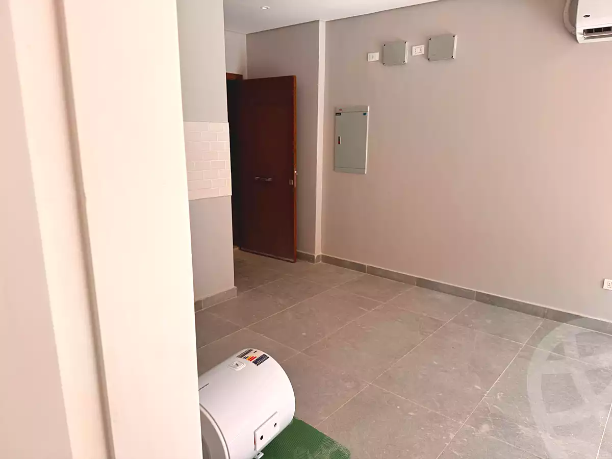 https://aqarmap.com.eg/ar/listing/6729207-for-rent-cairo-el-sheikh-zayed-city-compounds-kmbwnd-fyldj-wyst-dr-llttwyr