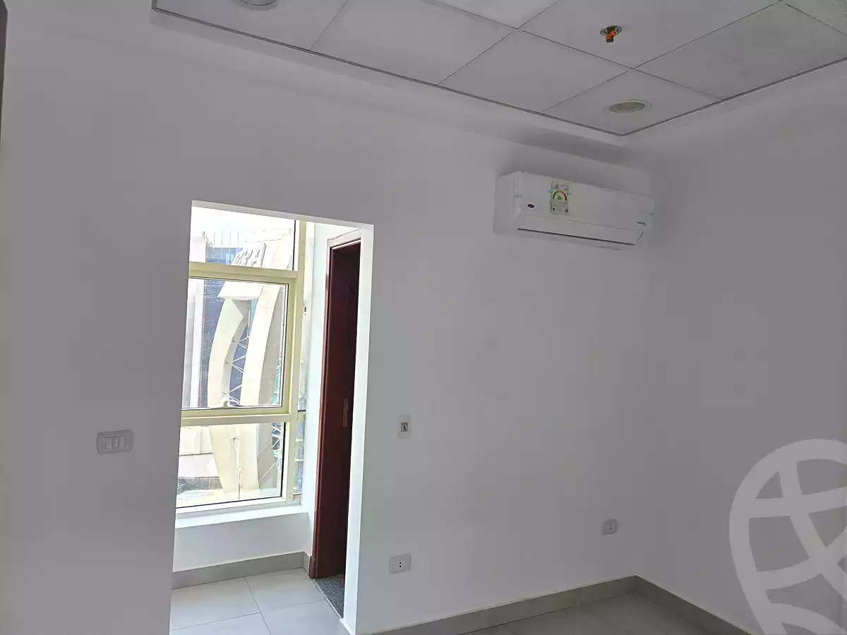 https://aqarmap.com.eg/ar/listing/6729478-for-rent-cairo-new-cairo-90th-street-south-teseen-st
