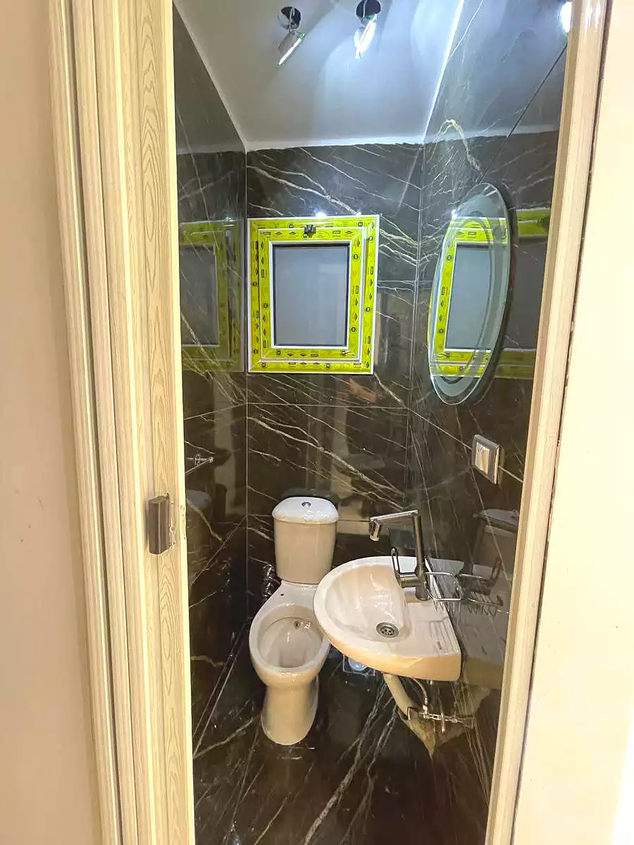 https://aqarmap.com.eg/ar/listing/6729545-for-sale-alexandria-l-jmy-lbytsh-bianchiii-el-bashwat-st