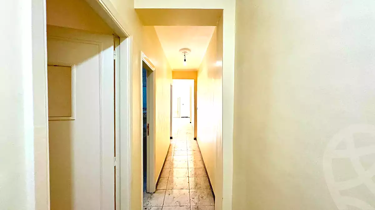 https://aqarmap.com.eg/ar/listing/6729854-for-rent-alexandria-ganaklis