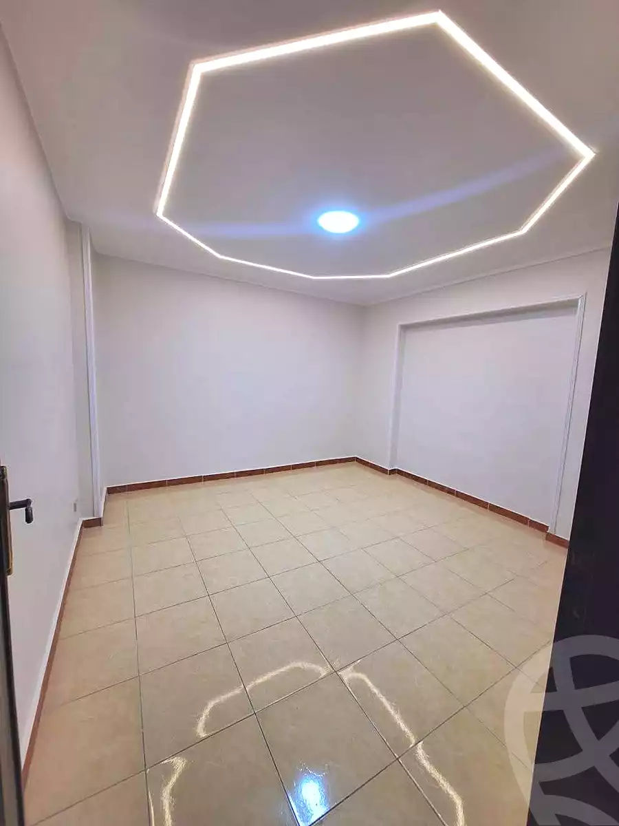https://aqarmap.com.eg/ar/listing/6729998-for-sale-alexandria-sydy-bshr-sydy-bshr-bhry-street-16
