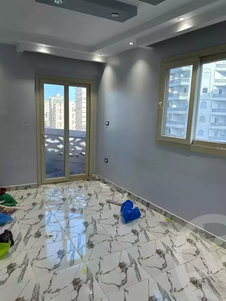 https://aqarmap.com.eg/ar/listing/6730008-for-sale-alexandria-el-asafra-shr-45