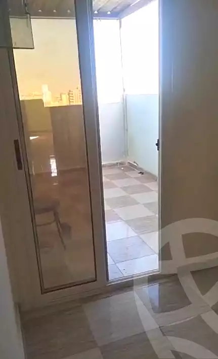 https://aqarmap.com.eg/en/listing/6730167-for-rent-alexandria-ganaklis-shr-mrtdy-bsh
