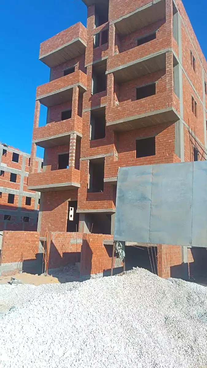 https://aqarmap.com.eg/ar/listing/6730507-for-sale-cairo-6th-of-october-hadaeq-october-mosalsal-1
