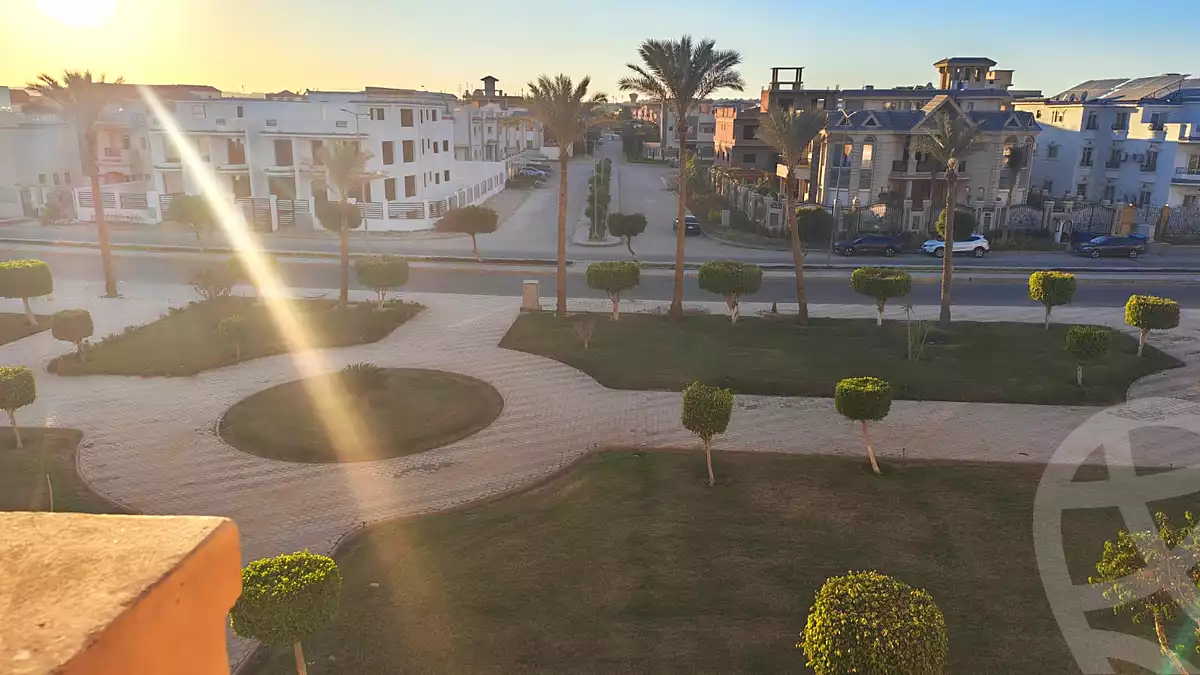 https://aqarmap.com.eg/ar/listing/6730555-for-rent-cairo-6th-of-october-compounds-dream-land-n-c-dream-land