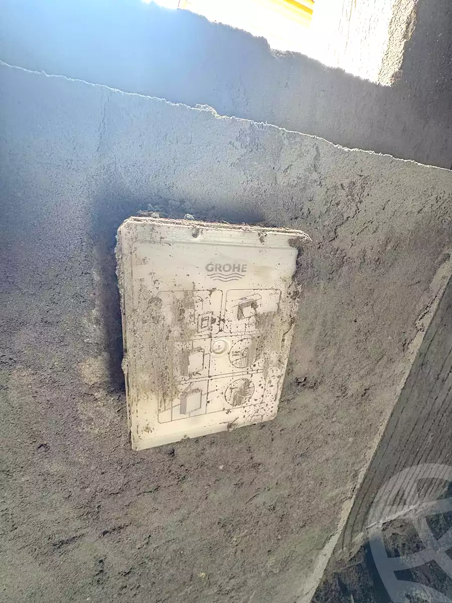 https://aqarmap.com.eg/ar/listing/6730877-for-sale-cairo-new-cairo-compounds-stwn-ryzydns-by-ar-y-llttwyr