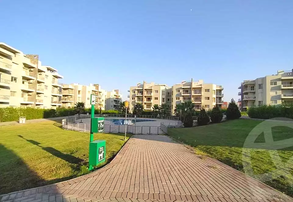 https://aqarmap.com.eg/en/listing/6731194-for-sale-cairo-el-sheikh-zayed-city-compounds-dh-drys