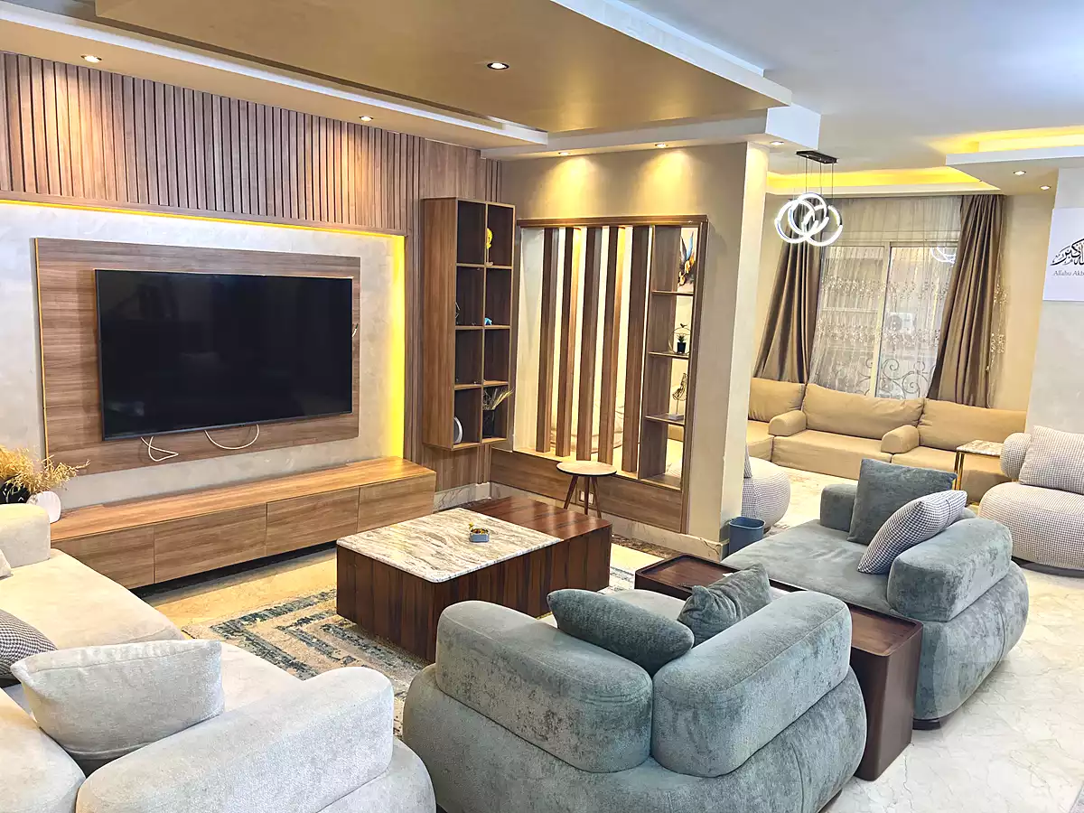 https://aqarmap.com.eg/ar/listing/6731562-for-rent-cairo-el-mohandesen-abd-el-moneam-riad-st