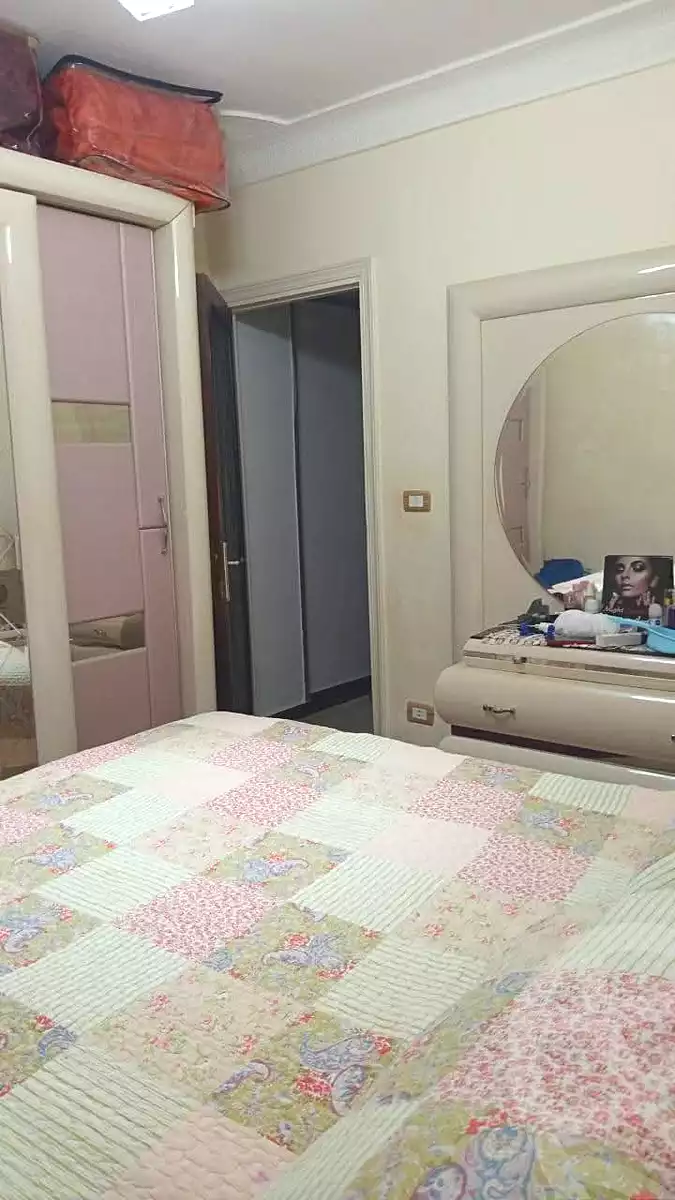 https://aqarmap.com.eg/ar/listing/6731820-for-sale-alexandria-l-jmy-lbytsh-ibrahim-othman-st