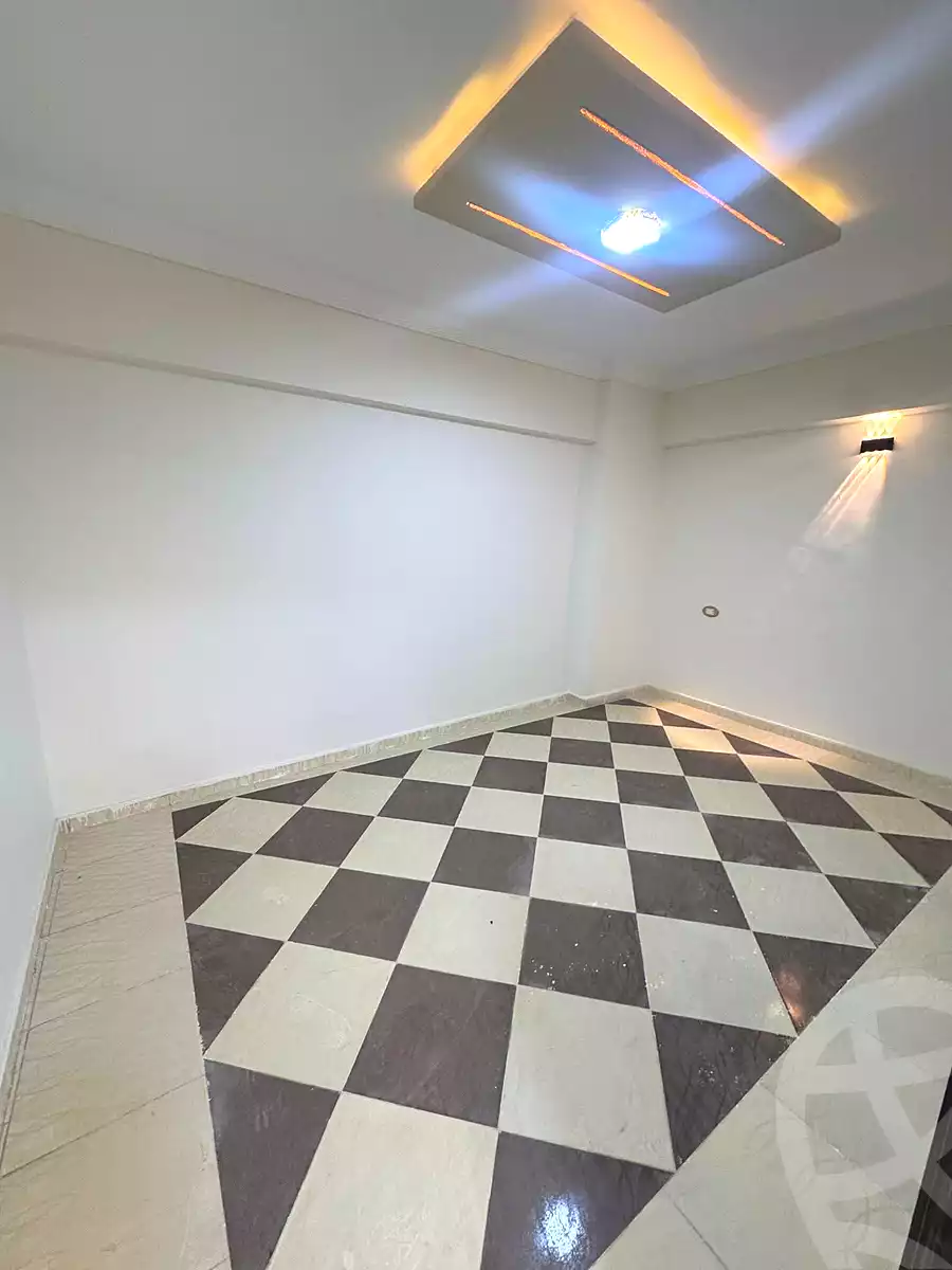 https://aqarmap.com.eg/en/listing/6732027-for-sale-alexandria-lsywf-el-falki