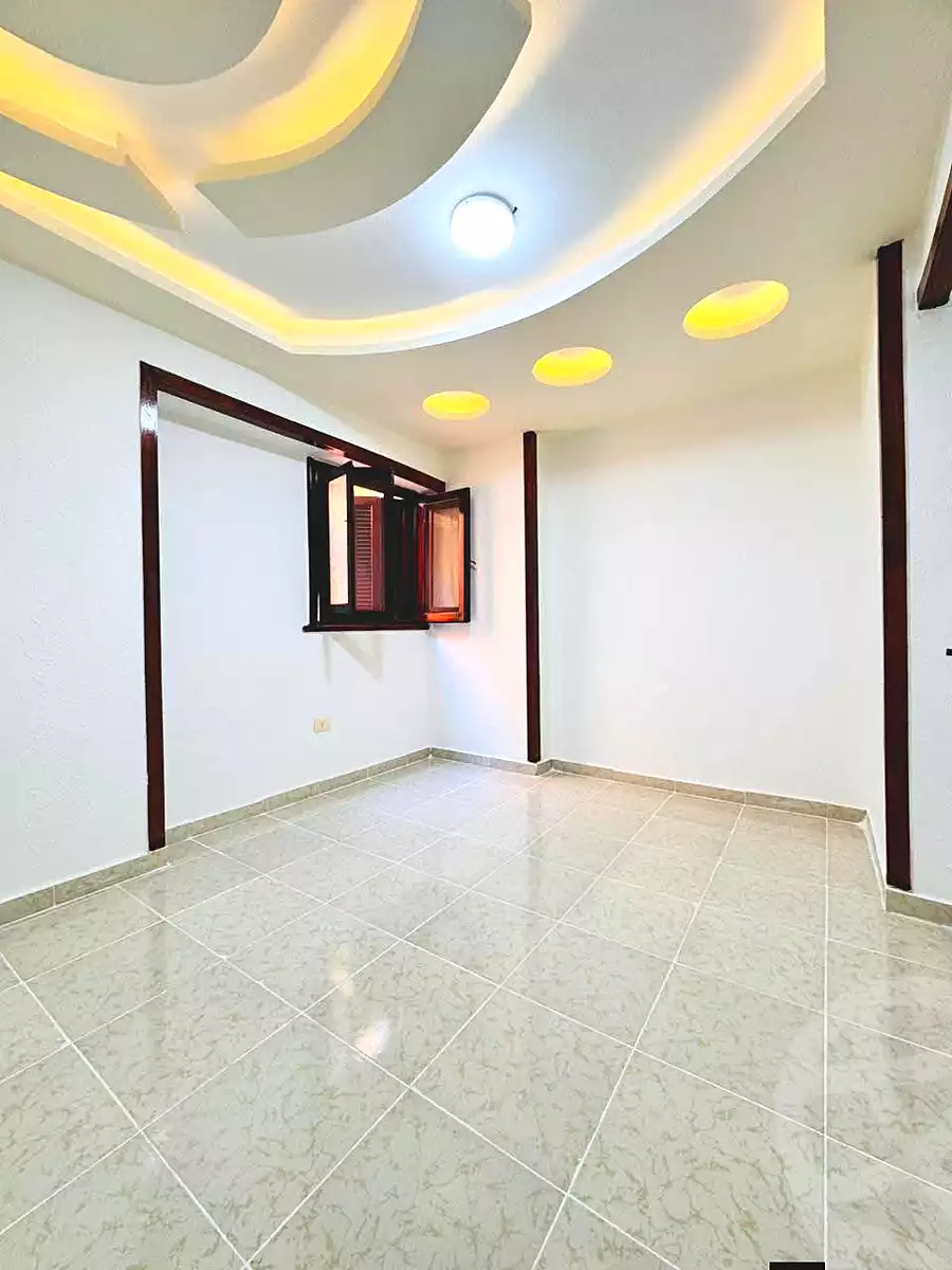 https://aqarmap.com.eg/ar/listing/6732760-for-sale-alexandria-l-jmy-el-kilo-21