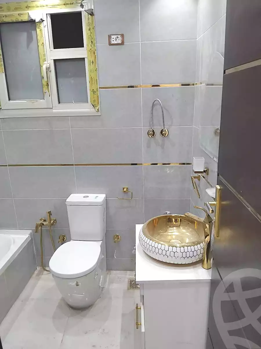 https://aqarmap.com.eg/en/listing/6732773-for-sale-cairo-helwan-hadayek-helwan-el-eshrein-st
