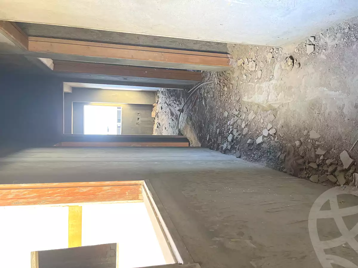 https://aqarmap.com.eg/ar/listing/6733044-for-sale-cairo-new-cairo-compounds-el-mostashareen-compound
