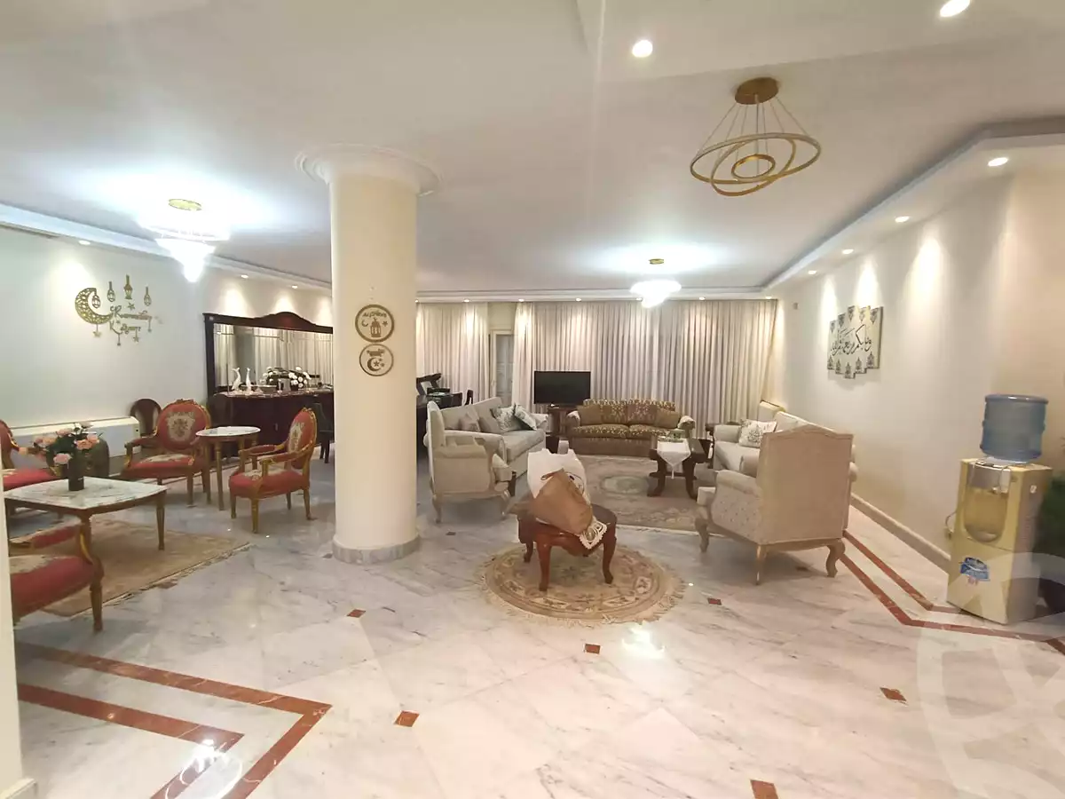 https://aqarmap.com.eg/en/listing/6733425-for-sale-cairo-el-sheikh-zayed-city-compounds-el-rabwa