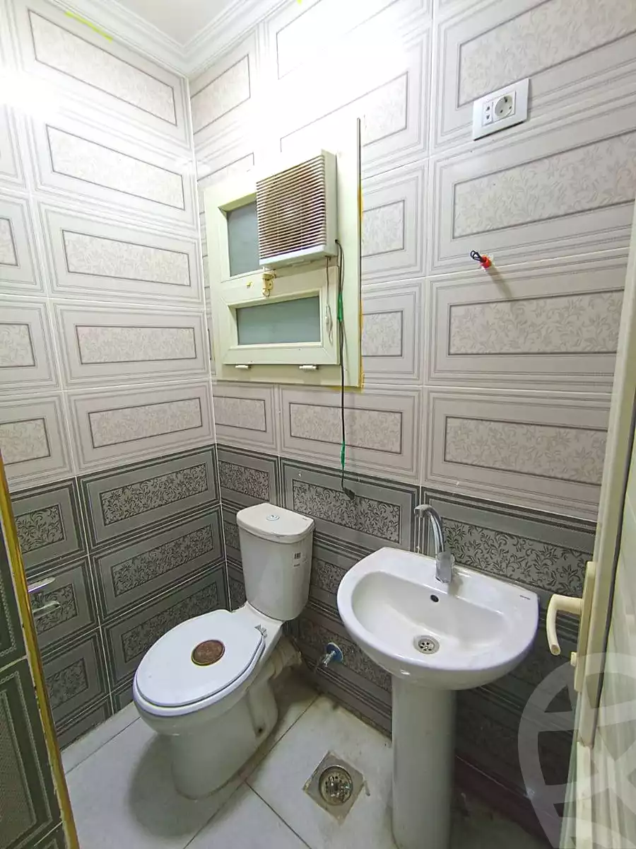 https://aqarmap.com.eg/ar/listing/6736441-for-rent-cairo-helwan-rostom-st