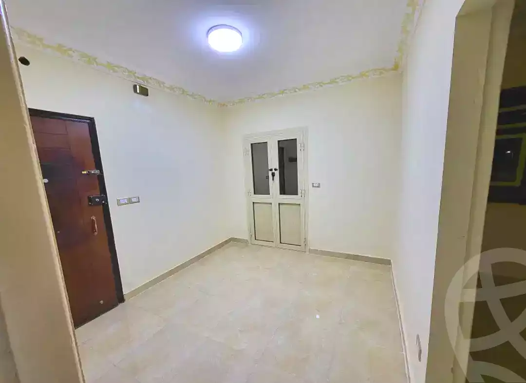 https://aqarmap.com.eg/ar/listing/6736532-for-sale-cairo-15th-of-may-mjwr-14