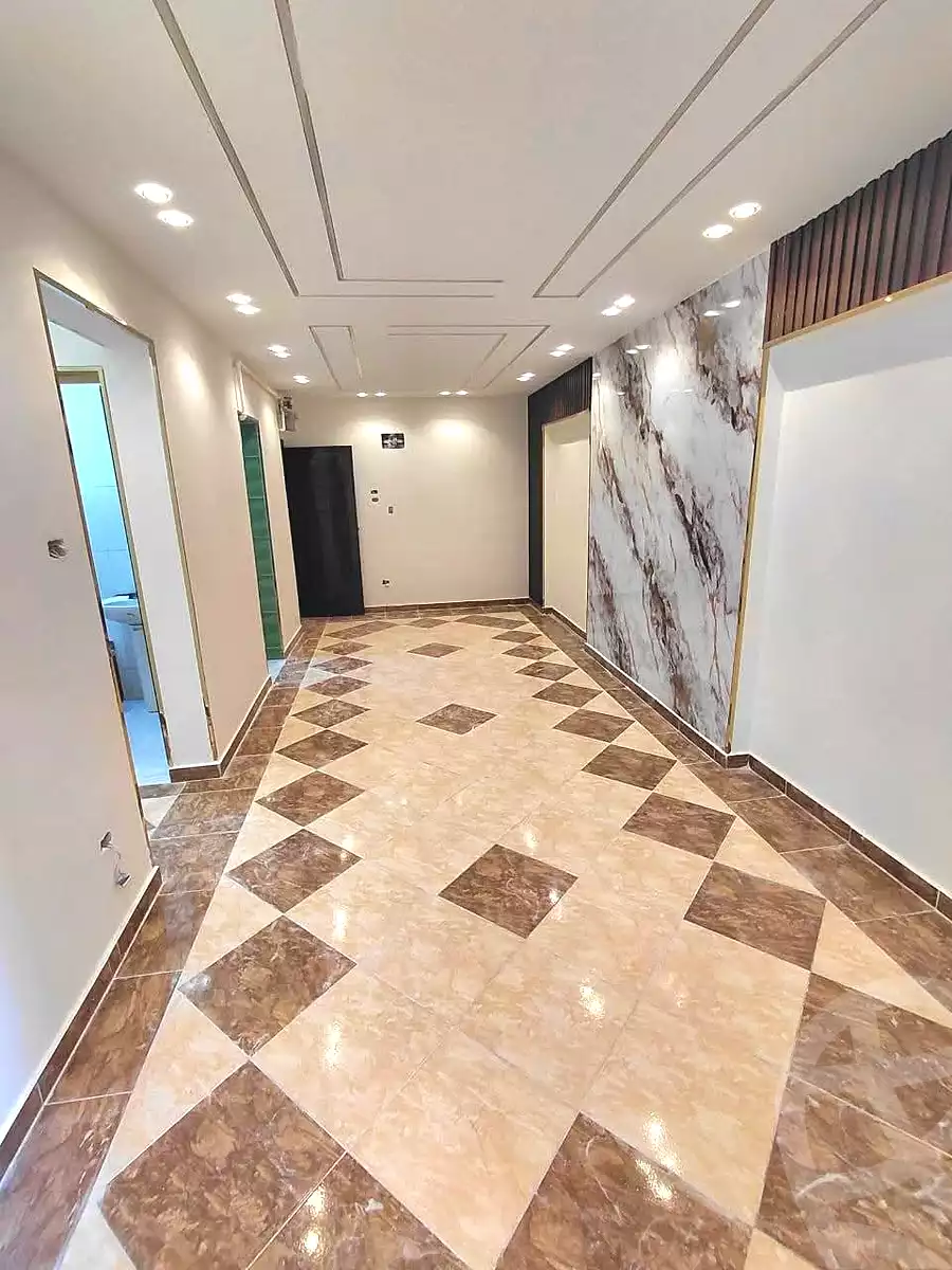 https://aqarmap.com.eg/ar/listing/6736653-for-sale-alexandria-miami-shr-jml-bd-lnsr