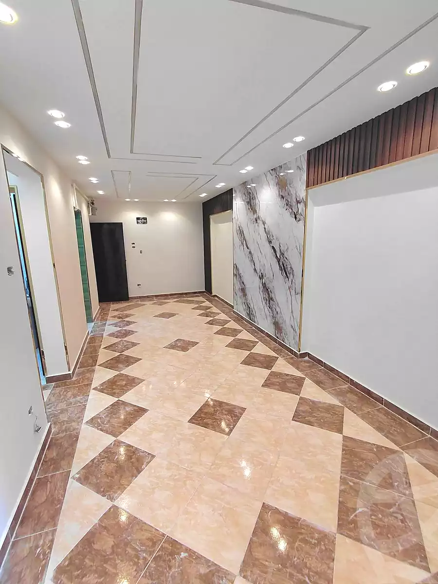 https://aqarmap.com.eg/ar/listing/6736653-for-sale-alexandria-miami-shr-jml-bd-lnsr