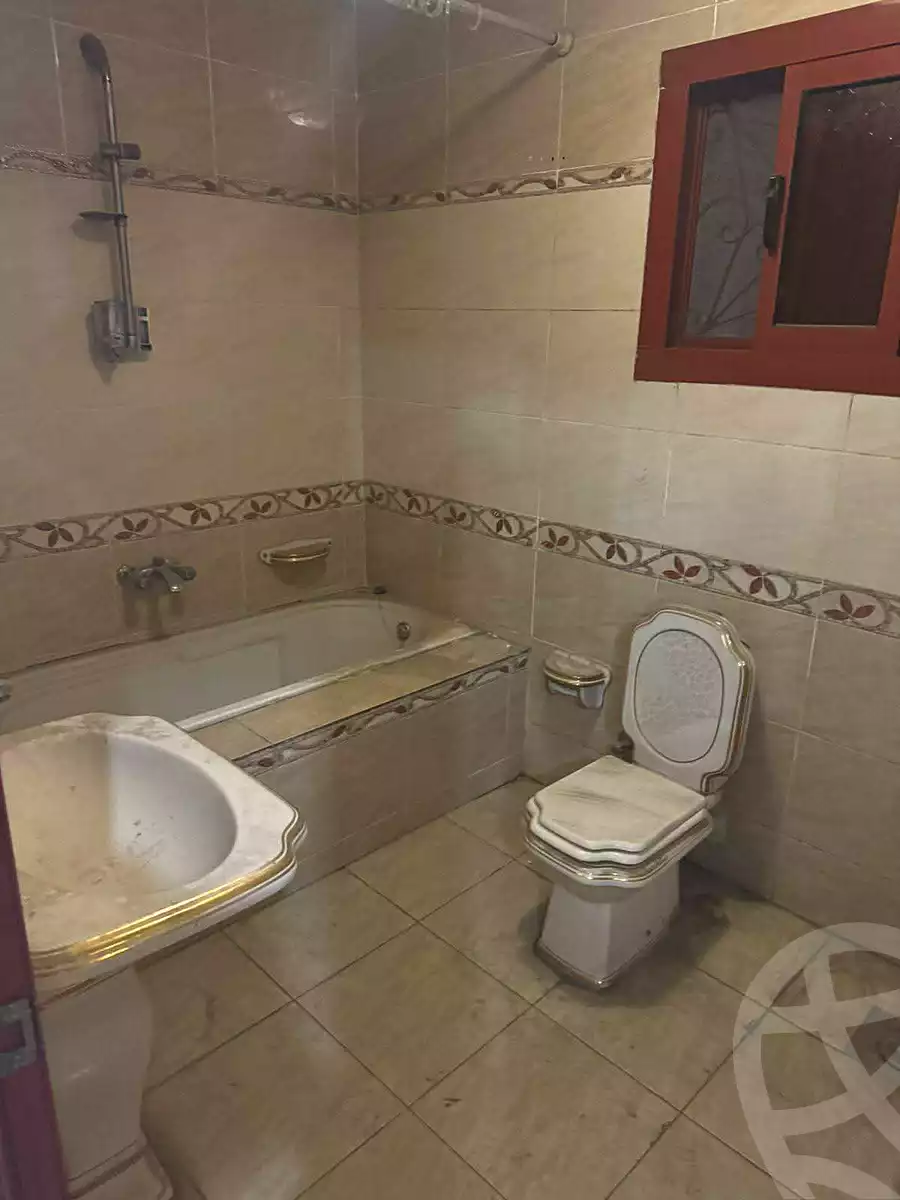 https://aqarmap.com.eg/ar/listing/6737059-for-sale-alexandria-l-jmy-lbytsh-al-kaada-st