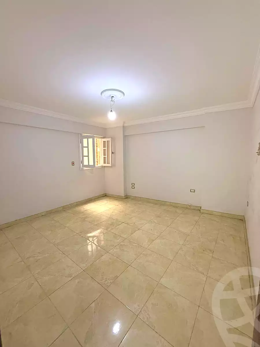 https://aqarmap.com.eg/ar/listing/6737223-for-sale-alexandria-miami-bilal-ibn-rabbah-st