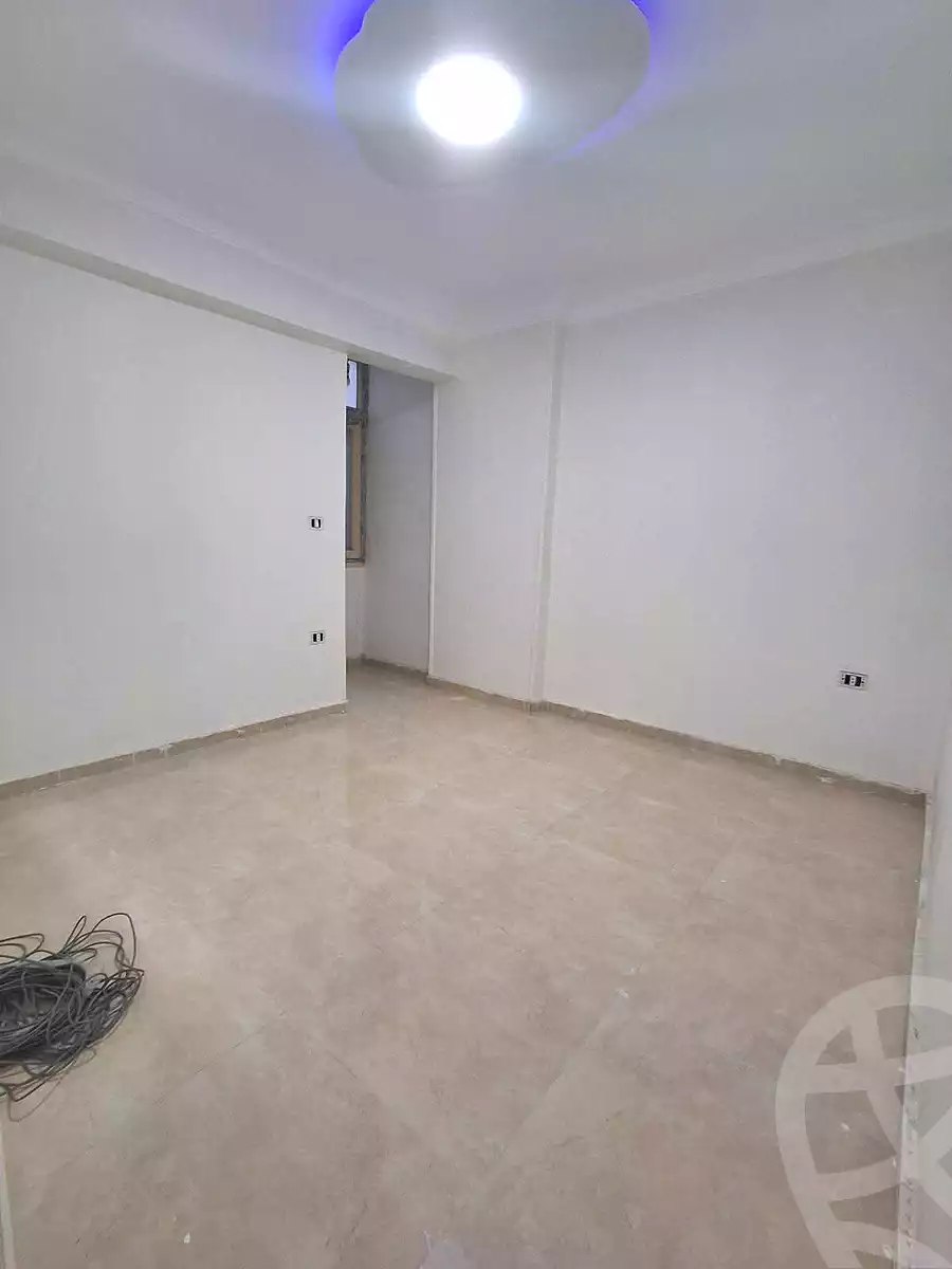 https://aqarmap.com.eg/ar/listing/6737300-for-sale-alexandria-l-jmy-lbytsh-bianchiii-el-bashwat-st