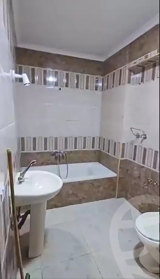 https://aqarmap.com.eg/en/listing/6737640-for-sale-cairo-nozha-2-gesr-el-suez-st