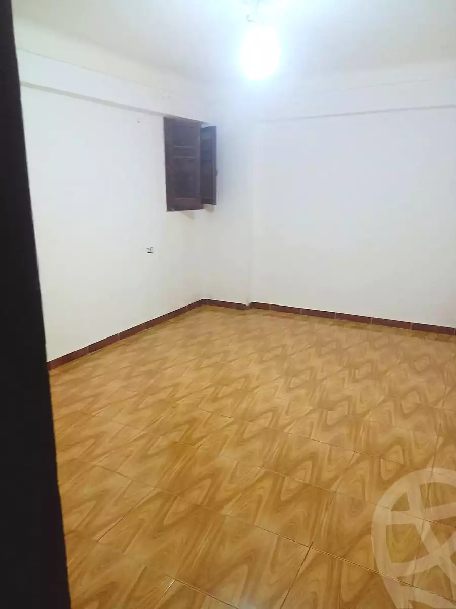 https://aqarmap.com.eg/ar/listing/6738018-for-sale-alexandria-lsywf-el-falki