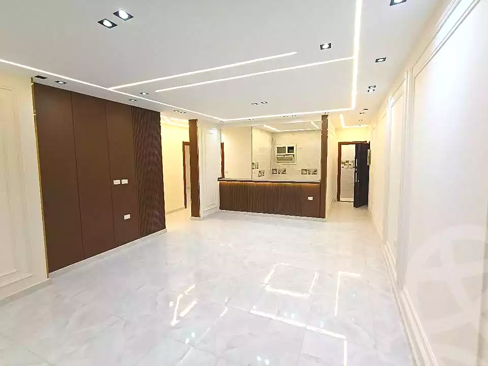https://aqarmap.com.eg/en/listing/6738063-for-sale-cairo-el-haram-el-lebeny-el-magzar-el-aly-st