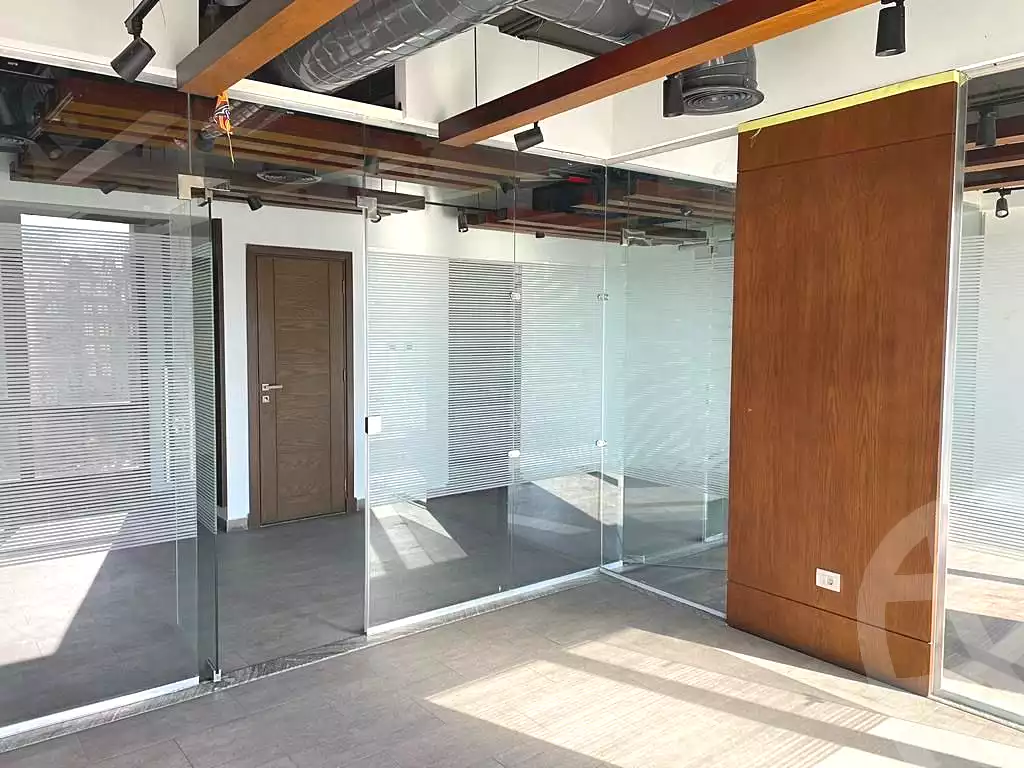 https://aqarmap.com.eg/ar/listing/6739339-for-rent-cairo-el-sheikh-zayed-city-compounds-rkn-blz-mwl-lbdr-llttwyr