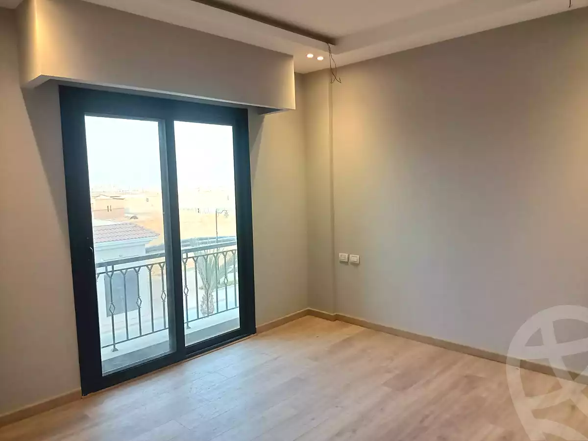 https://aqarmap.com.eg/ar/listing/6739421-for-rent-cairo-el-sheikh-zayed-city-compounds-kmbwnd-fyldj-wyst-dr-llttwyr