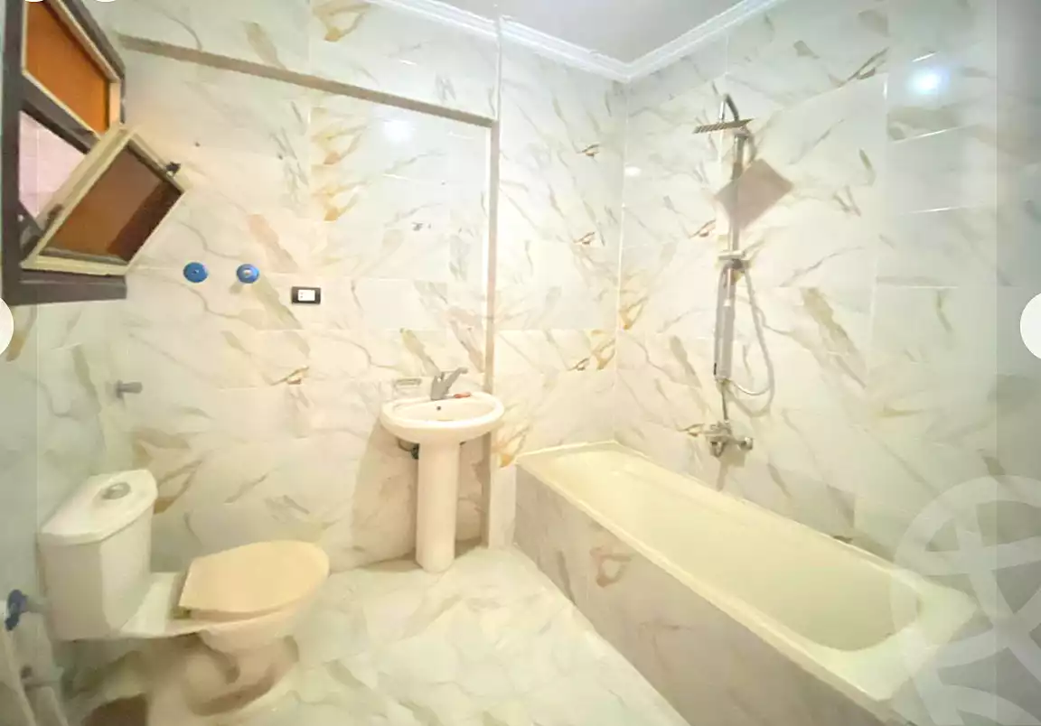 https://aqarmap.com.eg/en/listing/6739905-for-sale-alexandria-camp-cesar-abd-el-moneim-sanad-st