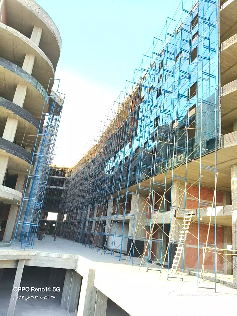 https://aqarmap.com.eg/ar/listing/6740111-for-sale-cairo-el-sheikh-zayed-city-compounds-101-mall-premium