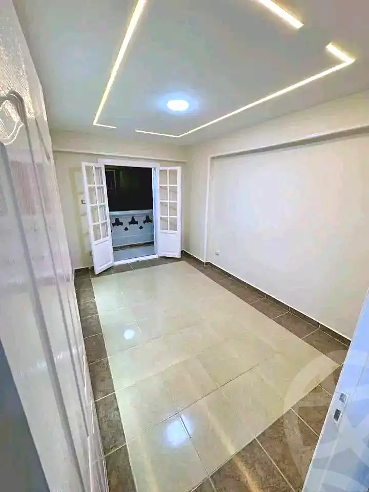 https://aqarmap.com.eg/en/listing/6741012-for-sale-alexandria-el-saraya-el-geish-rd