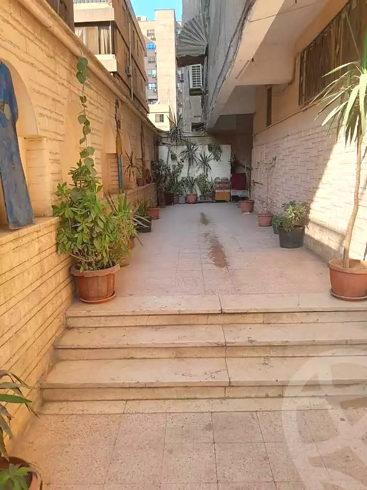 https://aqarmap.com.eg/ar/listing/6741337-for-sale-cairo-nasr-city-8th-zone-helmy-hasan-ali-st