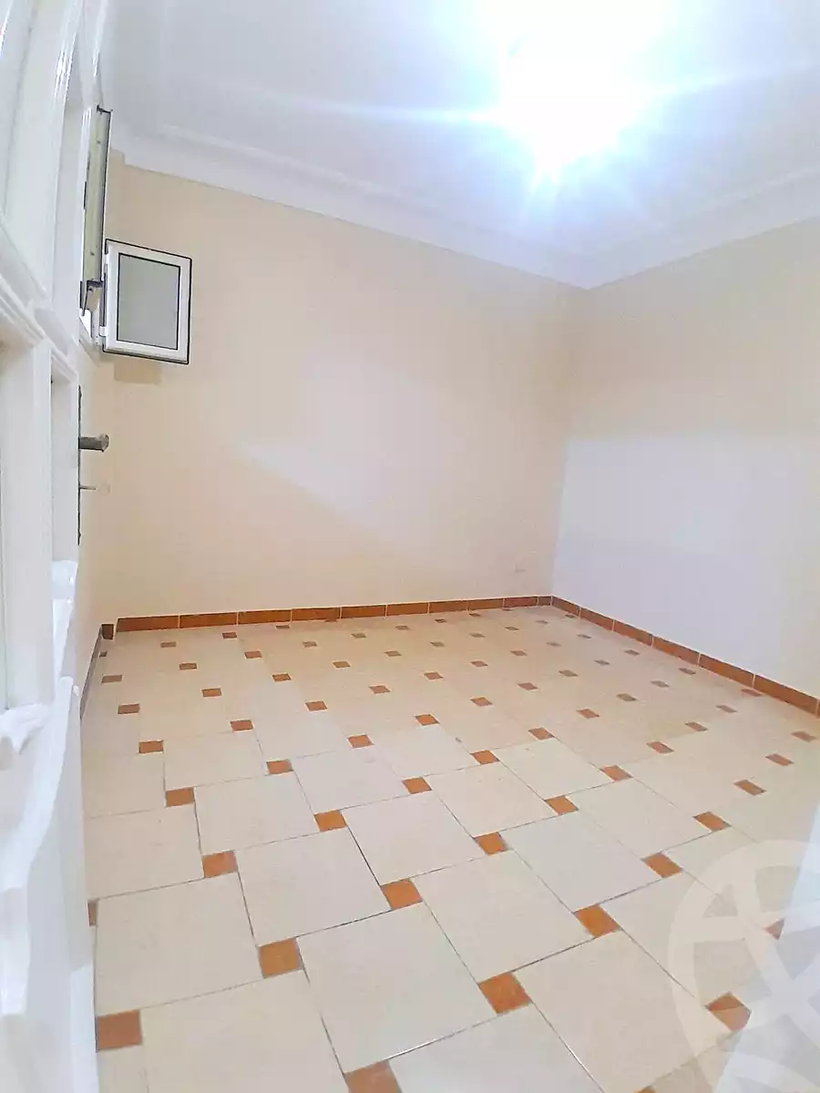https://aqarmap.com.eg/ar/listing/6741423-for-sale-alexandria-el-asafra-l-sfr-bhry