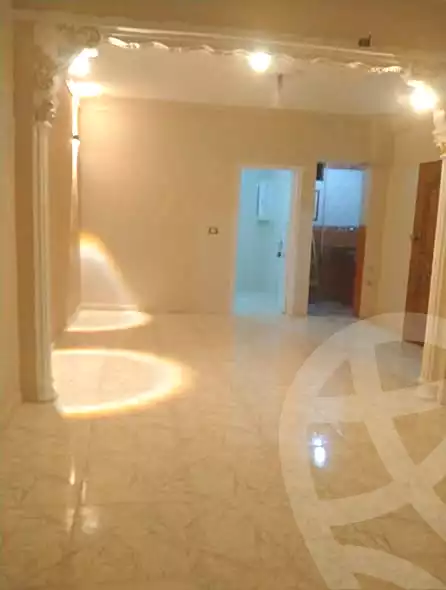 https://aqarmap.com.eg/ar/listing/6741432-for-sale-alexandria-alhadara-new-el-hadra