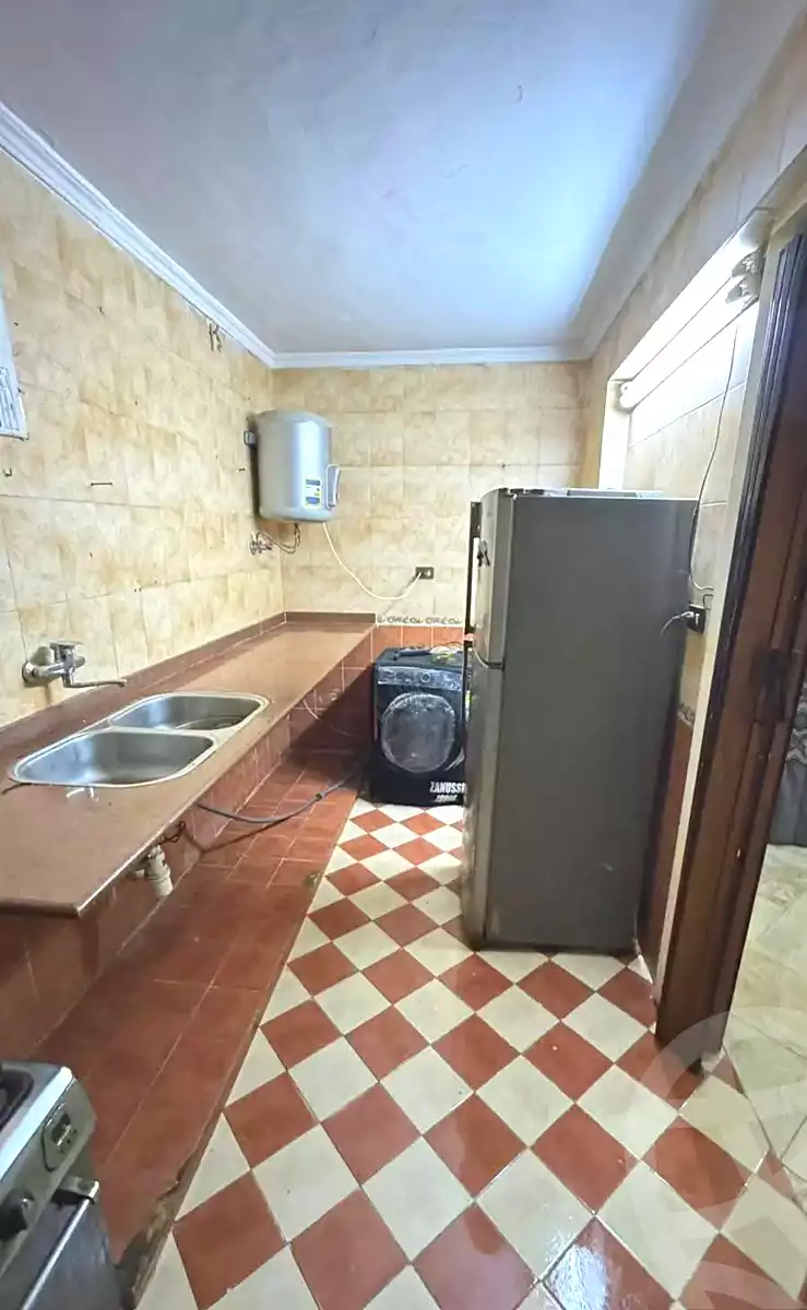 https://aqarmap.com.eg/ar/listing/6741893-for-sale-alexandria-ganaklis