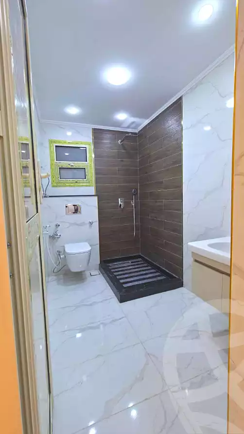 https://aqarmap.com.eg/ar/listing/6742432-for-sale-alexandria-sydy-bshr-tryq-ljysh