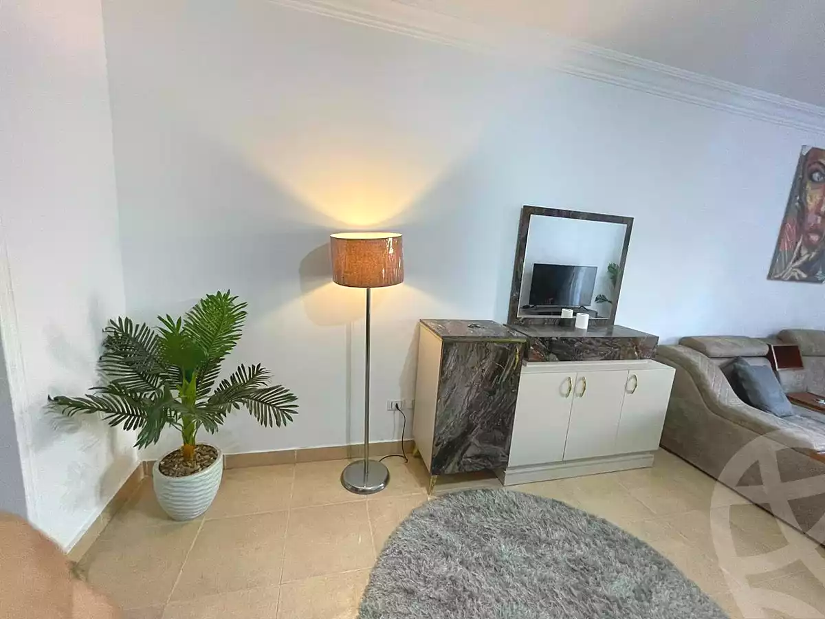 https://aqarmap.com.eg/ar/listing/6742740-for-sale-cairo-el-sheikh-zayed-city-compounds-kmbwnd-fyldj-wyst-dr-llttwyr