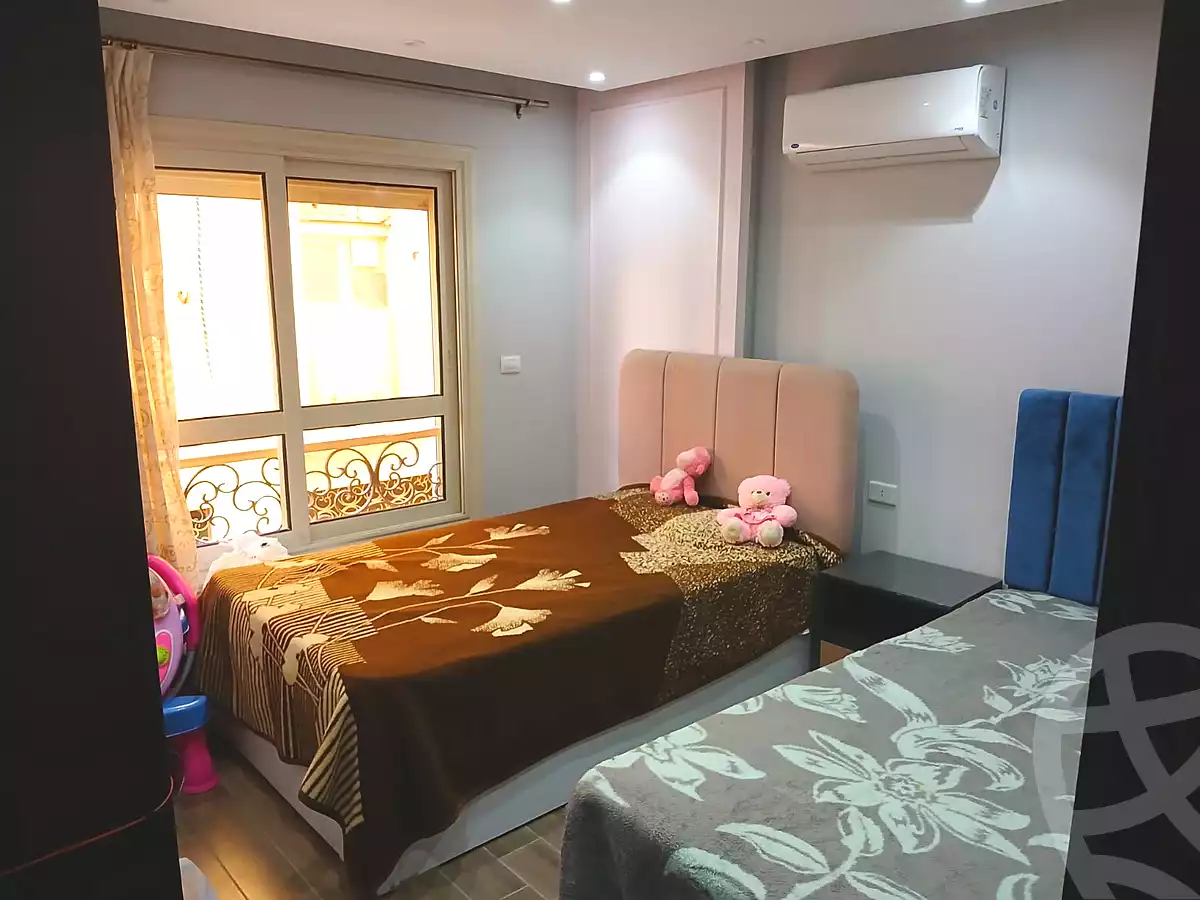 https://aqarmap.com.eg/ar/listing/6742826-for-sale-cairo-el-sheikh-zayed-city-compounds-el-khamayel