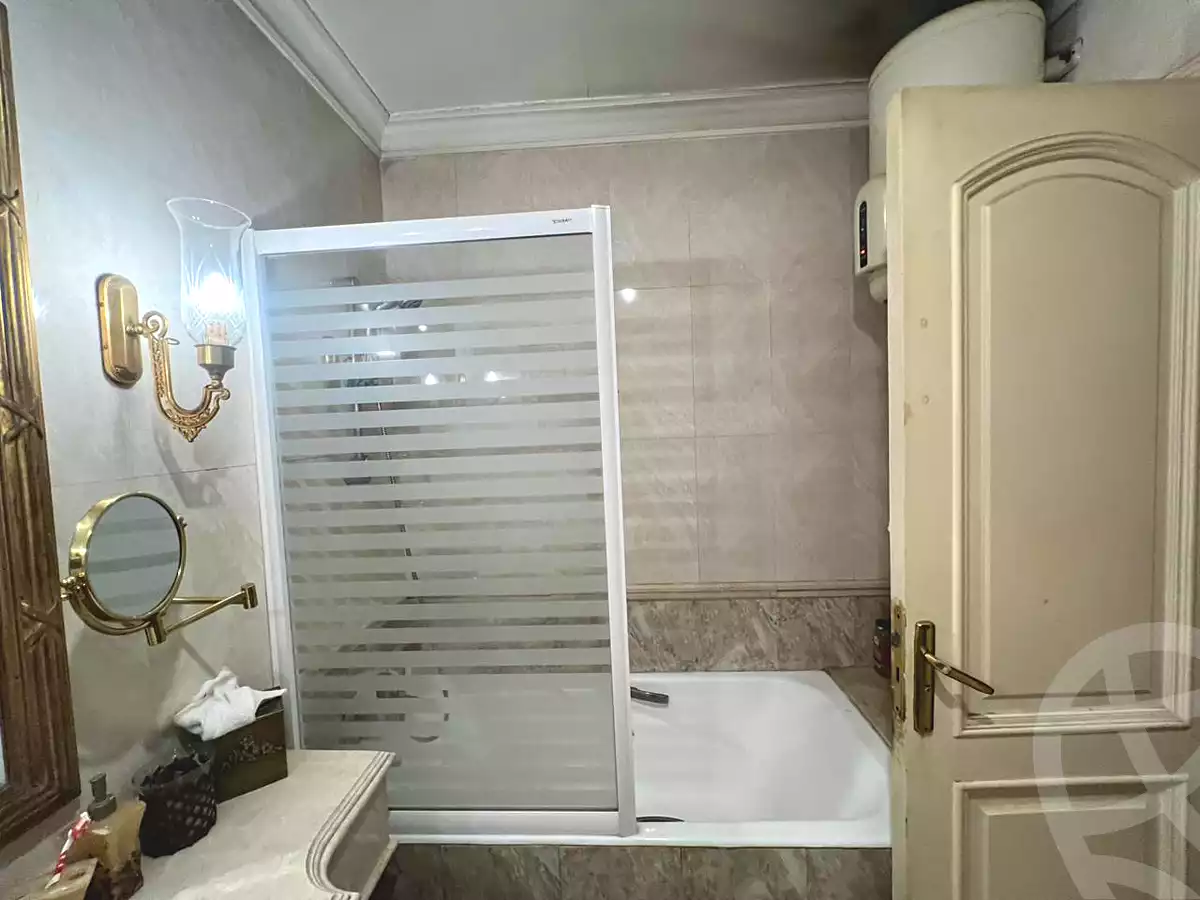 https://aqarmap.com.eg/en/listing/6742843-for-sale-cairo-el-mohandesen-shareaa-el-hegaz