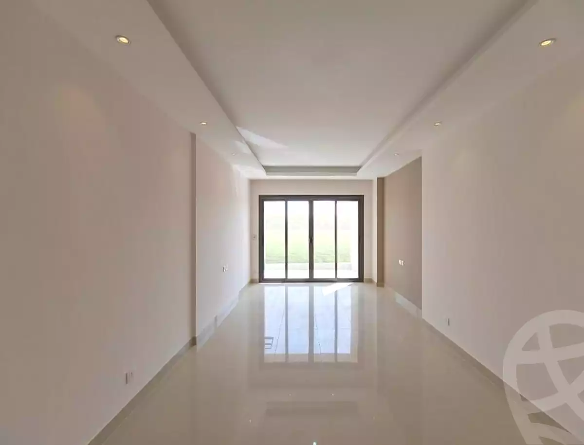 https://aqarmap.com.eg/ar/listing/6742837-for-sale-cairo-new-cairo-compounds-hyde-park-greens-hyde-park-compound