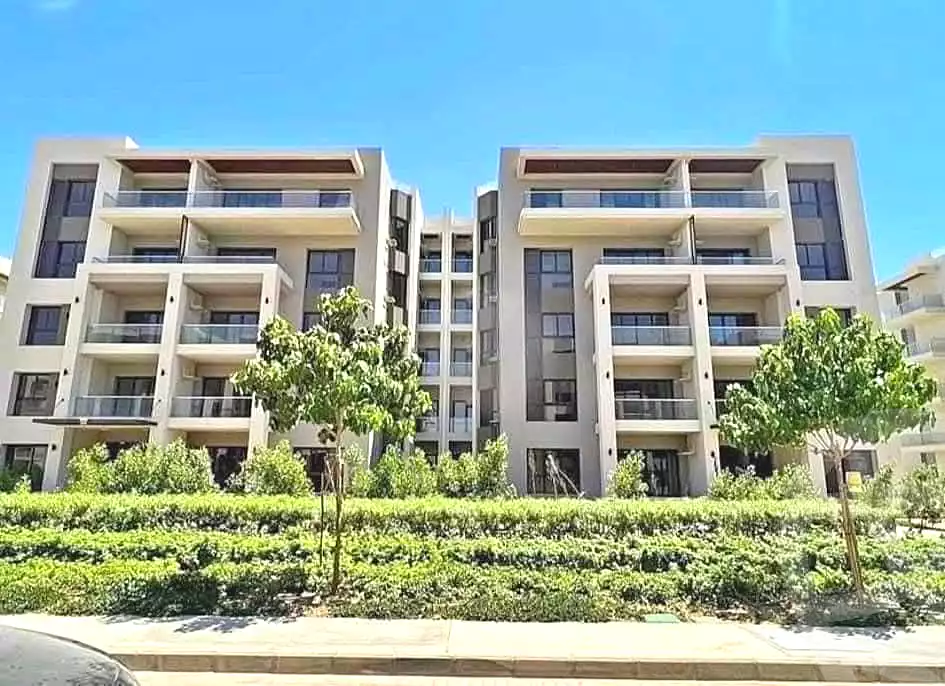 https://aqarmap.com.eg/ar/listing/6742837-for-sale-cairo-new-cairo-compounds-hyde-park-greens-hyde-park-compound