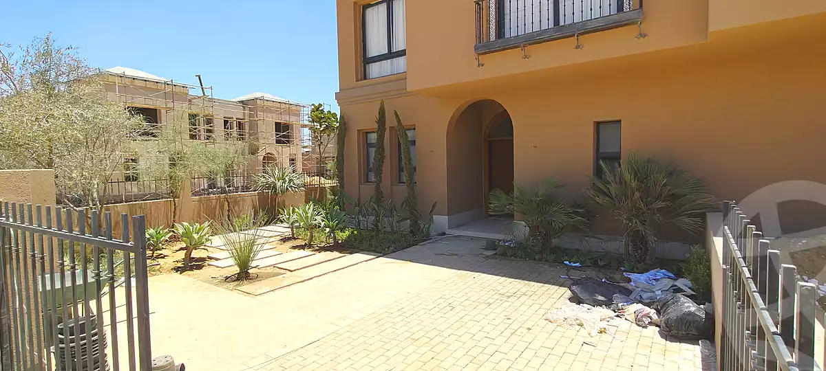 https://aqarmap.com.eg/en/listing/6742955-for-sale-cairo-el-sheikh-zayed-city-compounds-kmbwnd-fyldj-wyst-dr-llttwyr