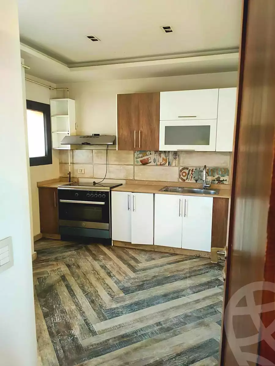 https://aqarmap.com.eg/en/listing/6743179-for-rent-cairo-el-sheikh-zayed-city-compounds-kmbwnd-wyst-twn-swdyk