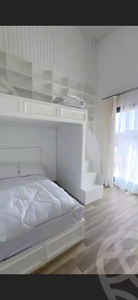 https://aqarmap.com.eg/ar/listing/6743176-for-sale-cairo-el-sheikh-zayed-city-compounds-kmbwnd-fyldj-wyst-dr-llttwyr